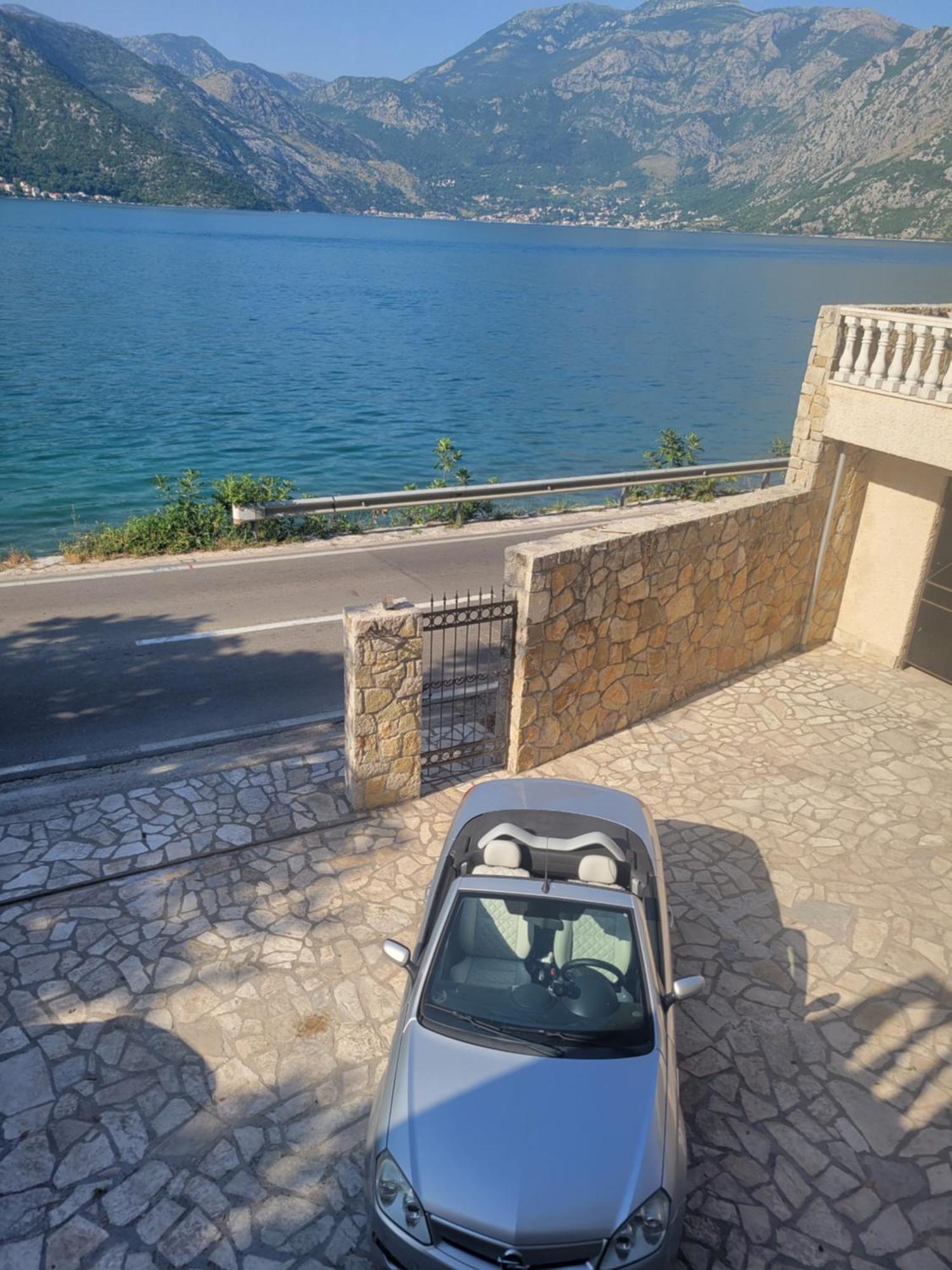 Villa Chantal Kotor Eksteriør billede
