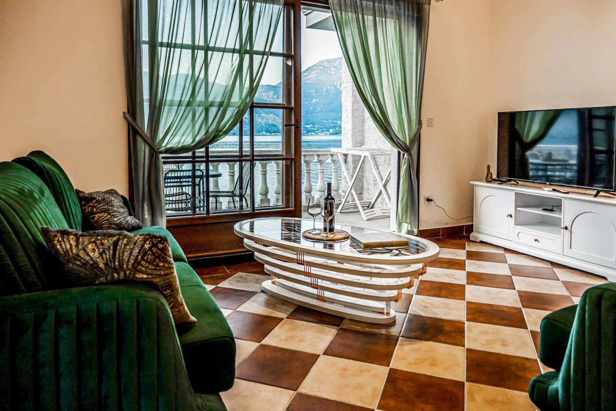 Villa Chantal Kotor Eksteriør billede
