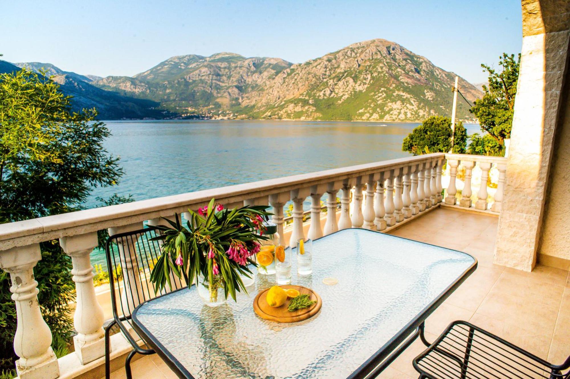 Villa Chantal Kotor Eksteriør billede