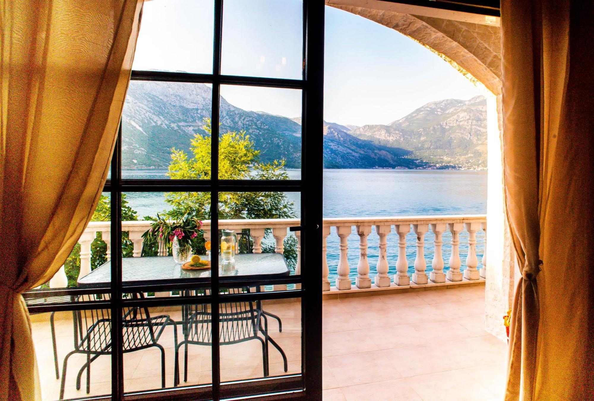 Villa Chantal Kotor Eksteriør billede