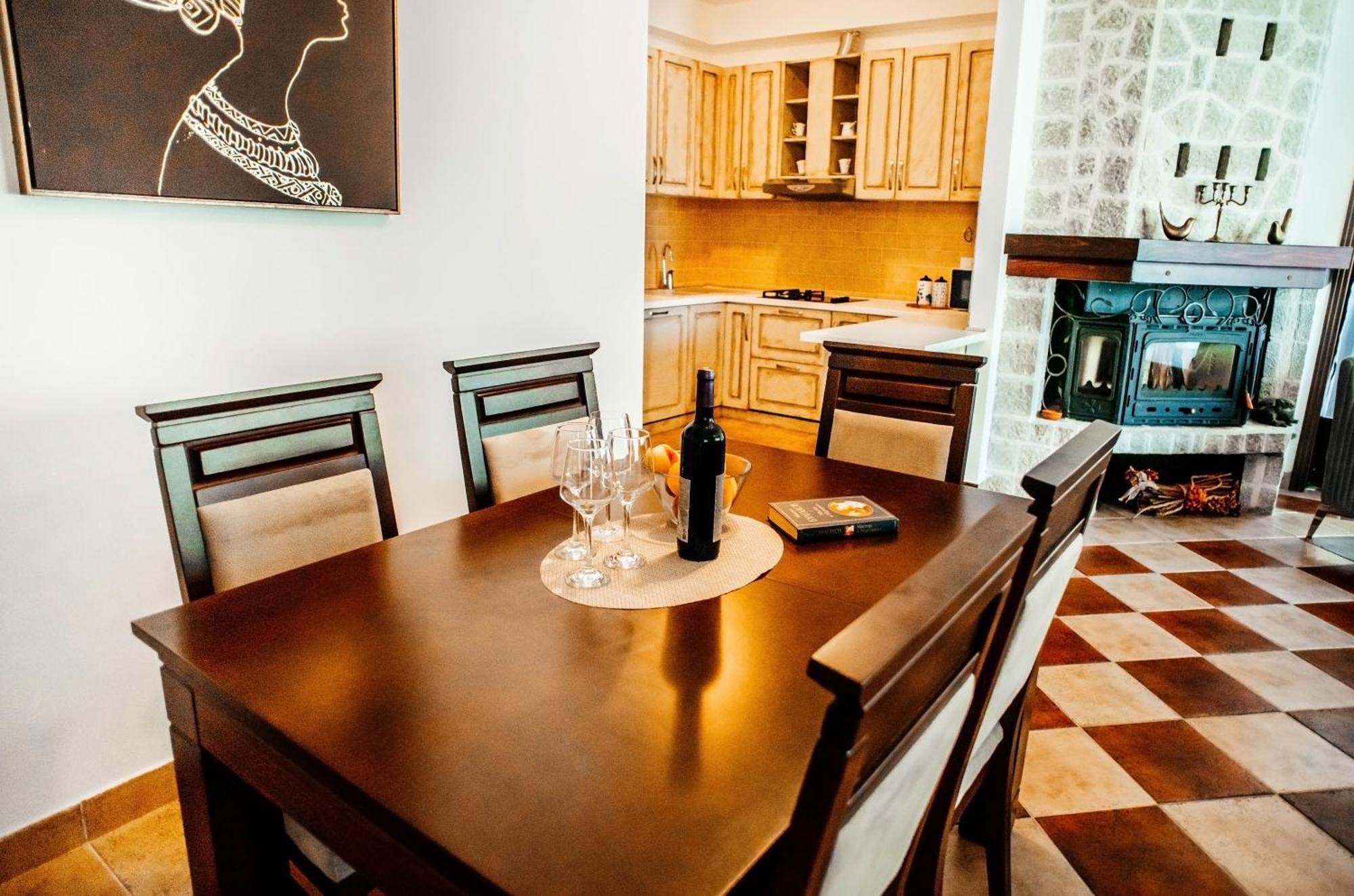 Villa Chantal Kotor Eksteriør billede